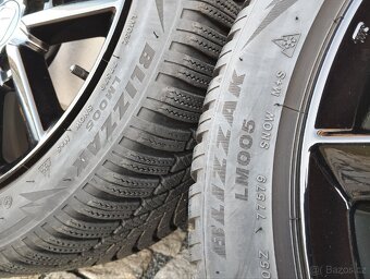 ALU Honda Civic 10g OEM r17x8j ET 50, 235/55/17 - 10