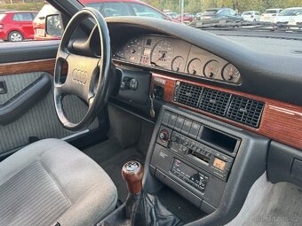 Audi 100 C3 2.2E 101 kW - 10