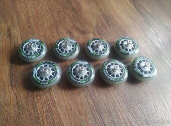 Kolečka na inline brusle 70mm 8 ks - 10