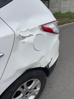 Hyundai ix35 2.0 CRDi 135 kW, automat, panoramatická střecha - 10