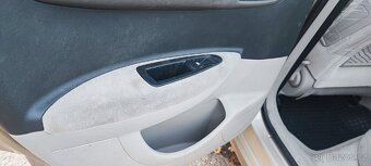 CITROËN C4 1.6 HDi 80kW, 142000km - 10