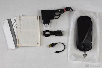Sony Playstation Portable Street 1004 (Zánovní) Kompletní - 10
