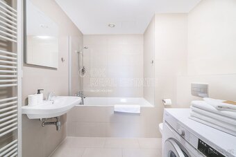 Apartmán 2+kk s lodžií a garážovým stáním u Máchova jezera v - 10
