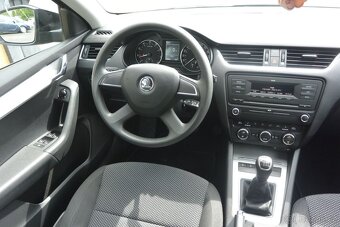 PRODÁM Škoda Octavia 1.2TSi AUTOKLIMAVYHŘÍV.SEDADLA - 10