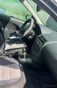Ford Mondeo - 10