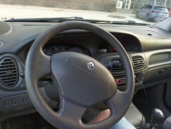 Renault Scenic 2001 - 10