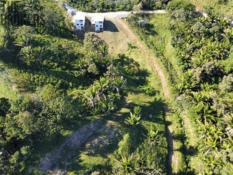 Falcon Valley Lot#11 Santos Guardiola, Roatan - 10
