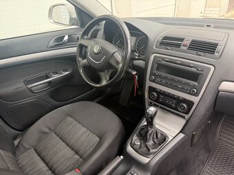 Škoda Octavia, 1.8i, 118kw Původ ČR Nová STK - 10