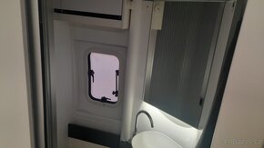 ADRIA TWIN SUPREME 640SGX 165PS Obytná vestavba Záruka - 10