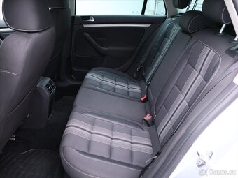 Volkswagen Golf 1,6 TDI Match Navi Kůže Tažné (2012) - 10