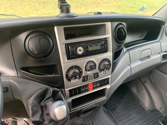 Iveco Daily 35C13 5t podvozek + uložák - 10