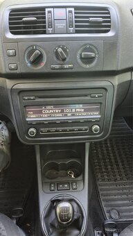 Škoda Fabia 1,2 TSI. Koupeno nové v ČR - 10