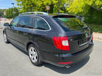 Hezká Škoda Superb 2.0 tdi 103kw - 10