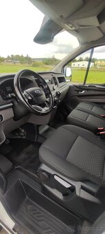 Ford Custom - 10