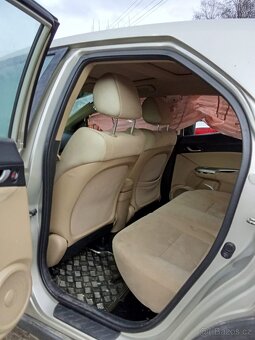 Auto na nahradne diely - 10