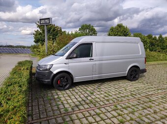 VW T6 Transporter long 2.0.0tdi 75kw 2015 - 10