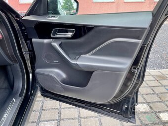 Jaguar F-Pace 3.0d/221kw, R-Sport, AWD, pěkný vůz - 10