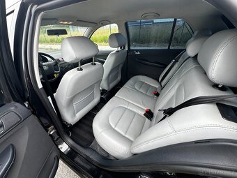 Škoda Fabia 1.4 74kW Edition 100 - 10