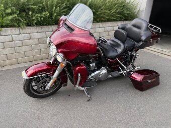 Harley Davidson FLHTK 1745ccm rv:2017/10 havarovane - 10