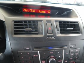 Mazda 5 2.0i 110kW 7míst klima výhřev xenony - 10