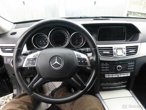 Mercedes-Benz Třídy E 220CDi 135PS FL NAVI/AUT/COMBI - 10