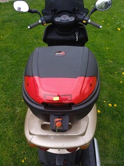 Motocykl Yamaha 125 - 10