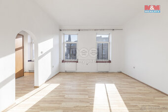 Prodej bytu 4+1, 190 m², Český Těšín, ul. Ostravská - 10