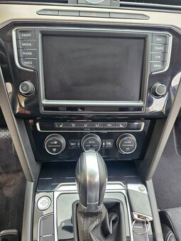 VW Passat B8 Highline 2.0 TDI 110 kW DSG, 2017, 161.000 km - 10