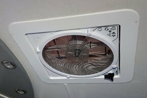 Karavan Caravelair Odyssea 420, Žamberk obytný přívěs - 10