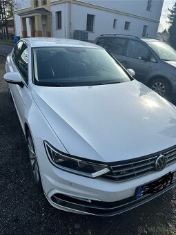 VOLKAWAGEN PASSAT Higline 2.0 TDI 110kW 2018 - 10