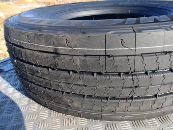 Pneumatiky MICHELIN 315/70 R22.5 - NOVÉ přední vodící - 10