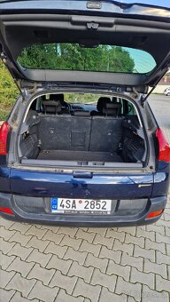 Peugeot 3008 | Nová STK, 1. Majitel, 120tis nájezd - 10
