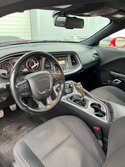 DODGE CHALLENGER R/T SHAKER V8 HEMI 280 KW MANUAL - 10