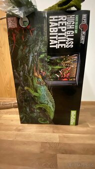 Terárium + vybavení - 10