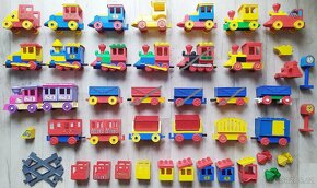 DUPLO vlak-sada nebo dílky,koleje,vagóny,loko manual i bat. - 10