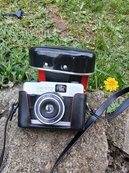 3x Starší fotoaparát Beirette K100, Praktica FX3, Agfa - 10