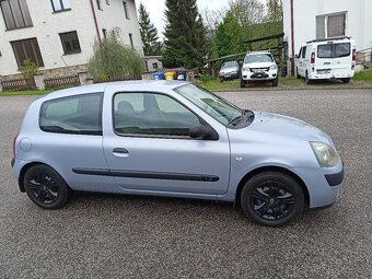 Renault clio - 10