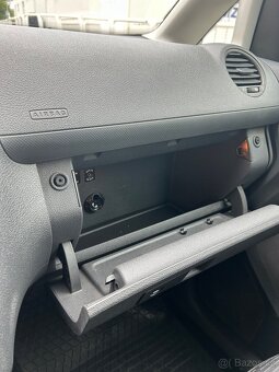 VW Caddy Maxi CNG 7míst, 2.0, klimatizace, Bluetooth, servis - 10