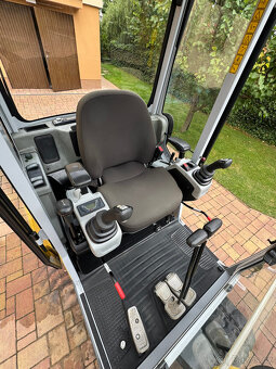 Bagr Wacker Neuson ET20, 680mth, 2022, powertilt, 3x lopata - 10