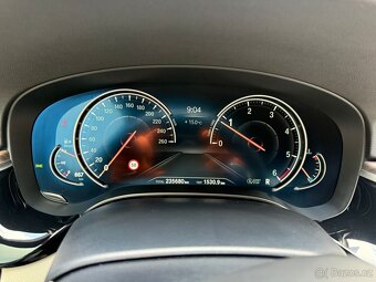 BMW 530d xDrive M-packet, rok 2017, 195 kW, TOP výbava - 10