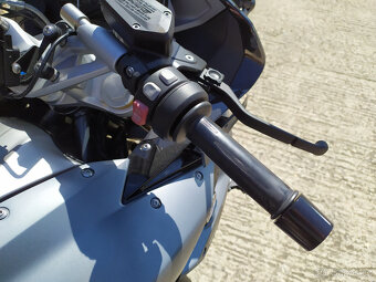 BMW R 1200 RS LC-2016 - 10