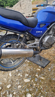Kawasaki ER-5 padaná - 10