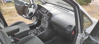Opel Zafira - 10