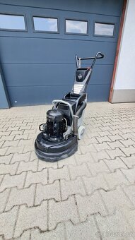 Planetarní bruska na beton HTC 420 VS Hladická lestická. - 10