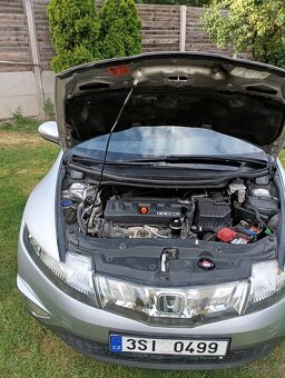 Honda civic 1.8i vtec103 kw - 10