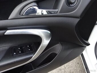 Opel Insignia 2,0 CDTI OPC LINE-garance km - 10