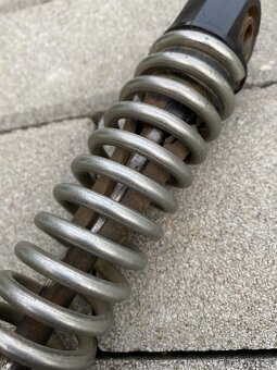 Zadní tlumiče Babetta 210 - 10