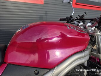 Triumph Speed triple 955i - 10