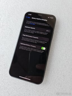 iPhone 12, černý, 64 GB - 10