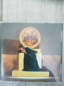 DVD,CD - 10